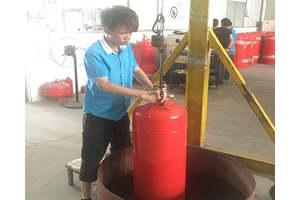 七氟丙烷氣體滅火裝置現(xiàn)場組裝